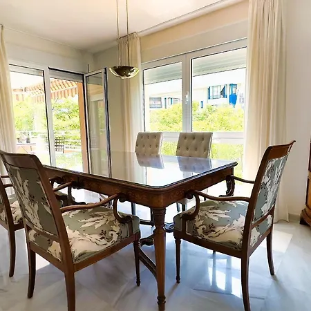 Estela. Spacious Two Bedroom In Center With Parking. * Marbella