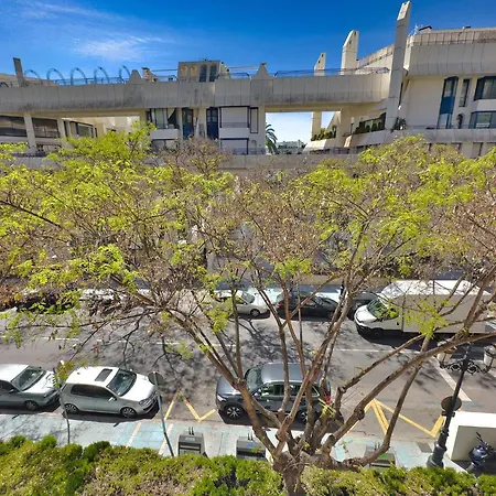 Estela. Spacious Two Bedroom In Center With Parking. Marbella